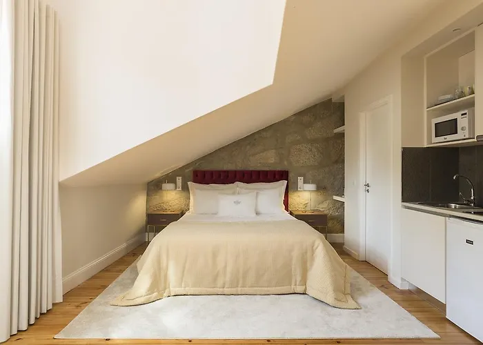 بيت ضيافة Predicados Do Douro Palace بورتو